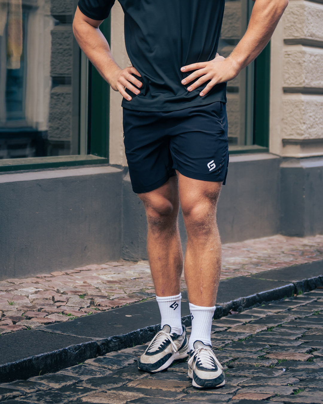 Core Light Weight Shorts - Black